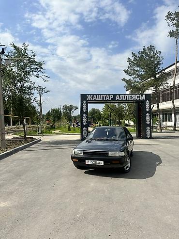 авто чегол: Toyota Carina: 1989 г., 1.6 л, Механика, Бензин, Седан — 1