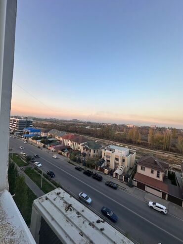 продаю связи с переездом: 3 комнаты, 81 м², 106 серия, 9 этаж, Евроремонт