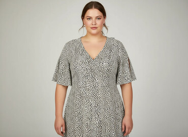 sukienki wesele plus size: Boohoo, Сукня жіноча, розмір 4XL