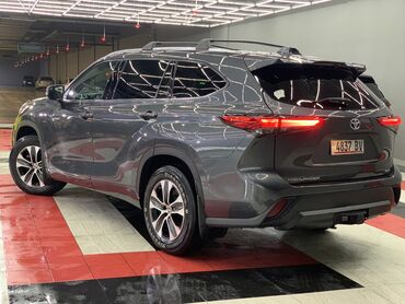 Toyota: Toyota Highlander: 2020 г., 2.5 л, Типтроник, Гибрид, Внедорожник