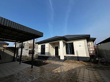 Продажа коттеджей и домов: Продаётся современный одноэтажный дом с благоустроенным двором. в — 4