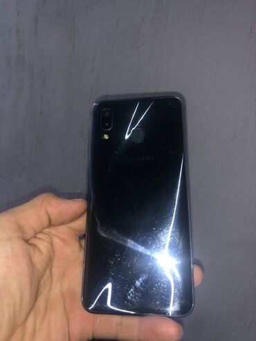 корейский телефон: Samsung Galaxy A30, Колдонулган, 32 ГБ, түсү - Кара, 2 SIM