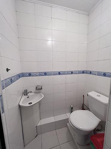 Долгосрочная аренда домов: 256 м², 7 комнат, Утепленный, Балкон застеклен, Видеонаблюдение — 17