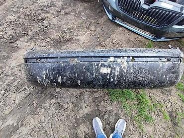 dm tapi: BRANIK CRNI ZA ŠKODA SUPERB | Branik u dobrom stanju na slici je — 1
