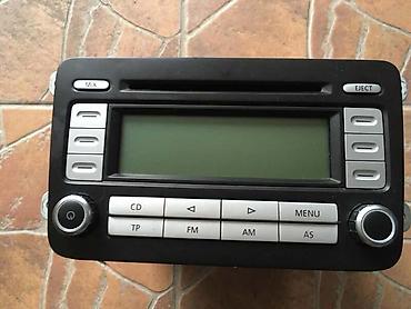 iphone kupujem: CD RADIO ZA VOLKSWAGEN GOLF 5, GOLF 6, GOLF PLUS . OD 2003. DO 2012 — 1