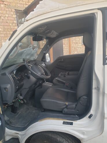 Hyundai: Hyundai Porter: 2019 г., 2.5 л, Автомат, Дизель, Фургон — 5