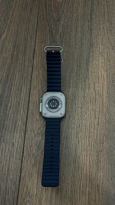 Apple Watch Ultra 2 (49 мм), титановый корпус, дисплей с плоским