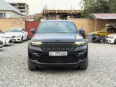 Jeep Grand Cherokee: 2022 г., 5.7 л, Автомат, Бензин, Внедорожник