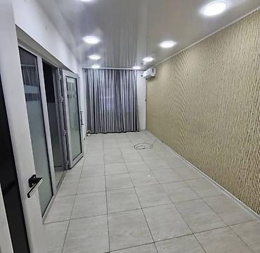 Коммерческое помещение, 4-й микрорайон Площадь: 136 м² Этаж: 1-й, два