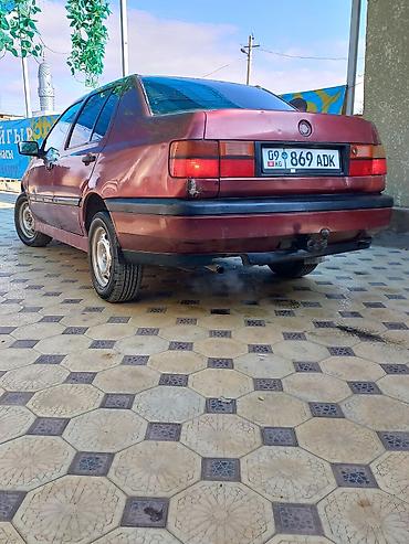 Volkswagen: Volkswagen Vento: 1992 г., 1.8 л, Механика, Бензин, Седан — 1