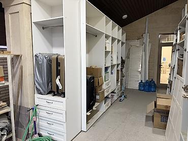 study table: Продаю мебель Крашенный мдф Встроенный прихожый,детский,2 спальни — 3