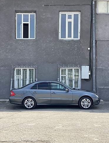овал: Mercedes-Benz E-Class: 2007 г., 2.5 л, Автомат, Бензин, Седан — 4
