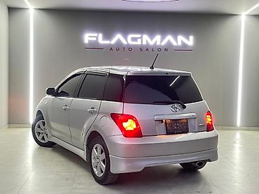 Toyota: Toyota Ist: 2003 г., 1.3 л, Автомат, Бензин — 4