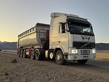 минеральные удобрение: Тягач, Volvo, Самосвал — 1