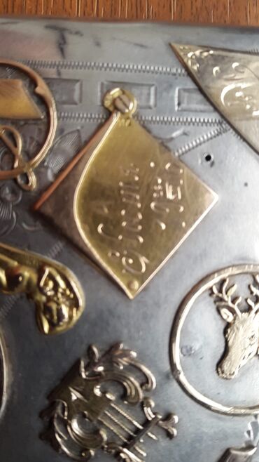 Digər əntiq əşyalar: Gůmůş 84 prob Carskiy probdu . Űstundekiler hammisi qizildi hardasa — 10