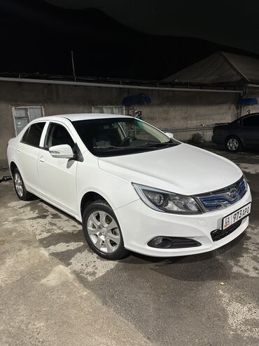 BYD: Машина в хорошем состоянии, салон чистий ева полиики, манитор андроид