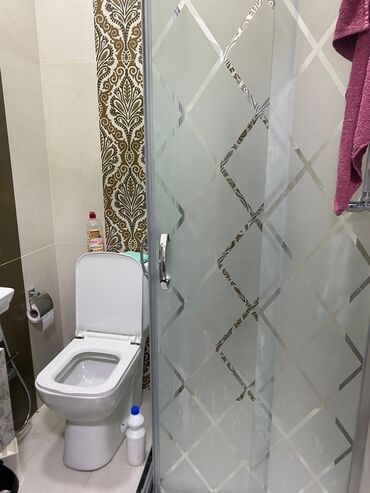 Uzunmüddətli kirayə mənzillər: 1 otaqlı studio tipli mənzil – əsas prospekt kənarında, çoxmərtəbəli — 6