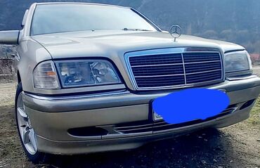 mercedes benz 208 d: Mercedes-Benz 220: 2.2 l | 1998 il Sedan