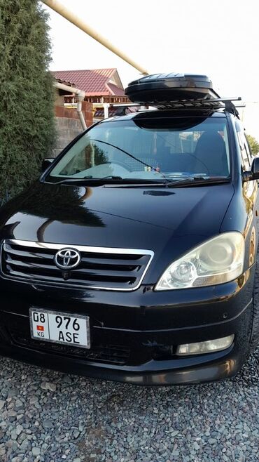 срочно продается машина: Toyota Ipsum: 2003 г., 2.4 л, Автомат, Бензин, Вэн/Минивэн