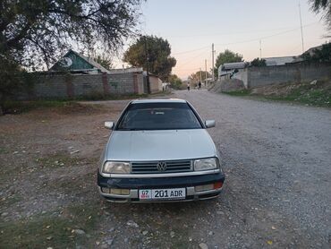 авто ру шины бу: Volkswagen Vento: 1993 г., 1.8 л, Механика, Газ, Седан