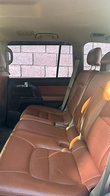 Продажа авто: Toyota Land Cruiser: 2009 г., Автомат, Газ, Внедорожник — 6