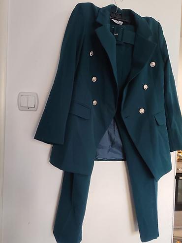 torbe nike: Zeleni ženski komplet – sako i pantalone - Elegantni dvodelni komplet — 1