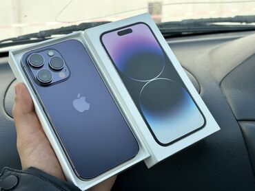 Apple iPhone: IPhone 14 Pro, Б/у, 256 ГБ, Deep Purple, Зарядное устройство, Защитное стекло, Чехол, 82 %