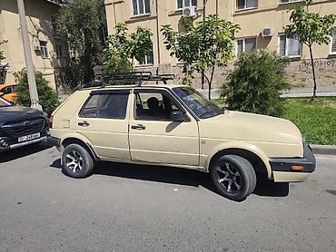 Транспорт: Volkswagen Golf: 1986 г., 1.8 л, Механика, Бензин, Хэтчбэк — 8