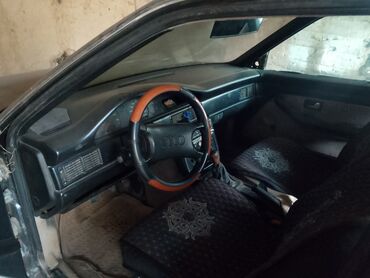 обмен на авто с доплатой: Представлен седан Audi 100, предположительно модели C3, с классическим