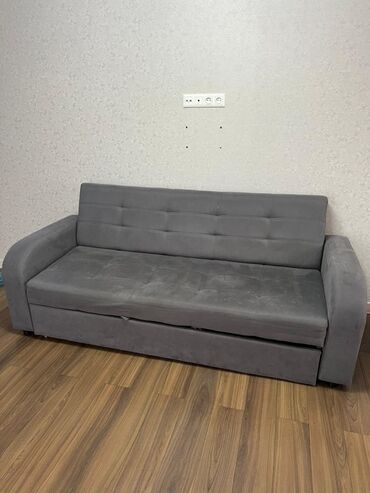 стулья кресла дерева: Раскладной диван, Б/у