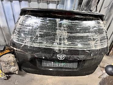 sprinter 2003: Крышка багажника Toyota highlander 2003 (хэтчбек), оригинальная — 1