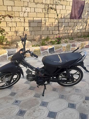 Salam 50 kubdu qesey gedmeyi var prablemi cuzi yag yeyir bide skorus