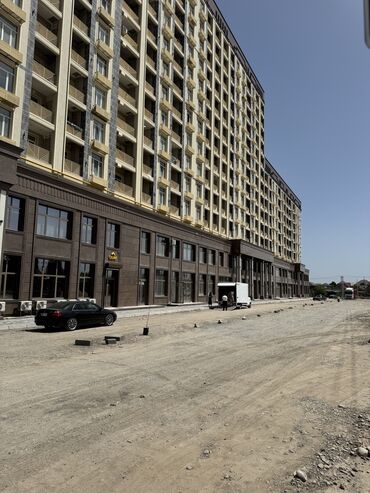 гостевой дом в горах: Сдаю Офис, 53 м², В жилом комплексе, С видом на горы, С отдельным сан узлом