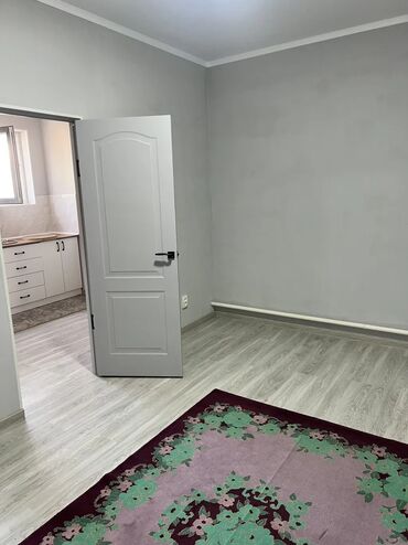 Долгосрочная аренда квартир: 1 комната, Агентство недвижимости, Без подселения, С мебелью частично