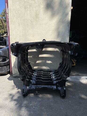 Digər avtomobil ehtiyat hissələri: Kia ceed traversləri. Hyundai sonata, hyundai i30, hyundai matrix, kia — 4