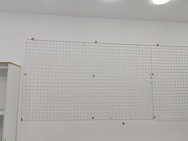 Setka vitrinləri: Mağaza üçün avadanlıq dəsti - Divar üçün metal tor panellər: Ağ — 21