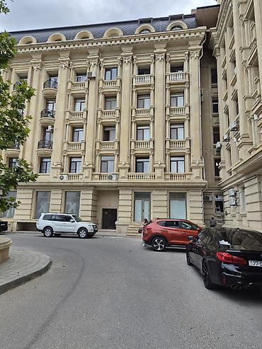Daşınmaz əmlak: 4 otaqlı, Yeni tikili, 125 kv. m — 1