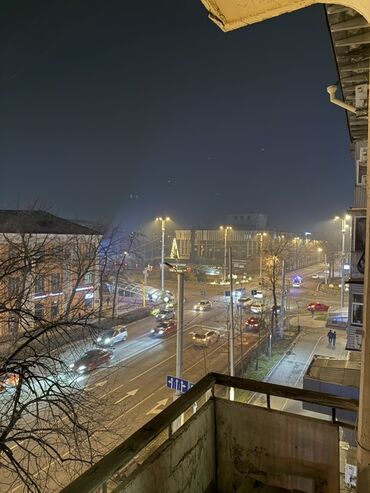 Продажа квартир: 4 комнаты, 138 м², 4 этаж, Старый ремонт — 10