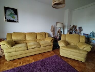polovan namestaj крагујевац: Three-seat sofas, color - Yellow, Used
