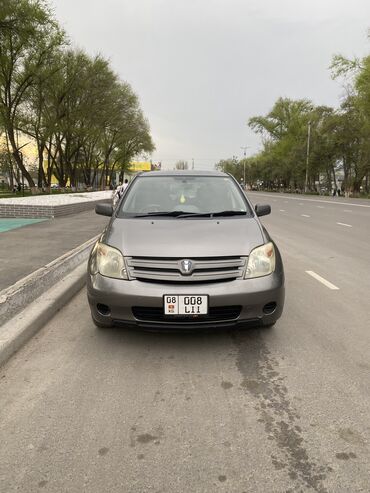 тойота гибрит: Toyota ist: 2004 г., 1.3 л, Автомат, Бензин, Хетчбек