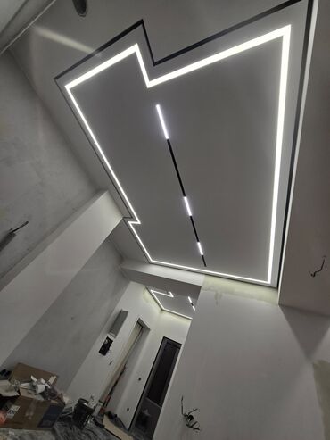 Потолочные работы: Монтаж потолков, Монтаж потолочных плинтусов | Многоуровневый | Багет Больше 6 лет опыта — 8