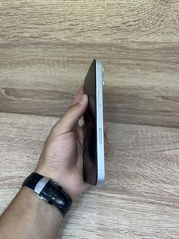 старые камеры: IPhone 17, Б/у, 256 ГБ, Белый, 100 % — 6