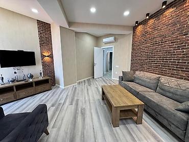 kiraye ev quba: İcarəyə verilir 2 otaqlı yeni tikili 100 m², Gənclik m. Kateqoriya — 7