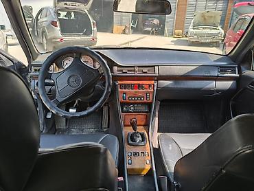 Mercedes-Benz: Mercedes-Benz E-Class: 1992 г., 3 л, Механика, Бензин, Универсал — 3