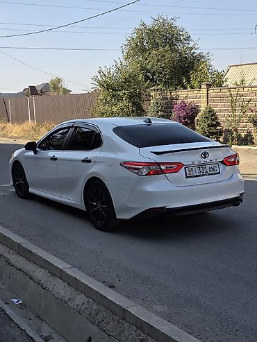 надпись камри: Toyota Camry: 2017 г., 2.5 л, Автомат, Бензин, Седан — 5