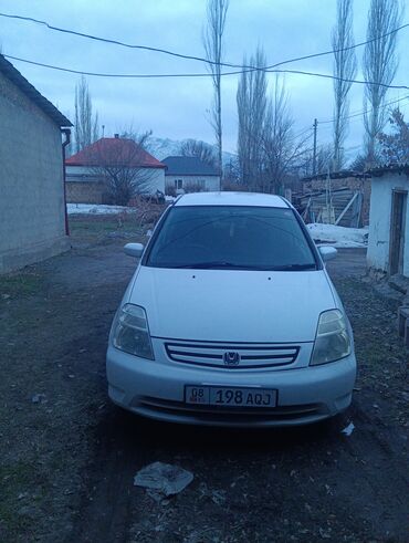 фит машин: Honda Stream: 2002 г., 2 л, Автомат, Бензин, Универсал