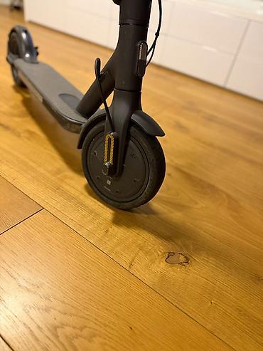cena gitare: Oglas za prodaju Xiaomi Mi Electric Scooter Essential – crni (model — 3