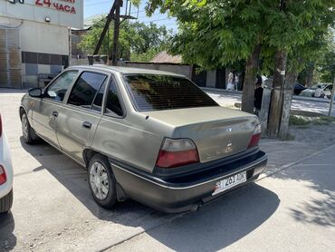 Daewoo: Daewoo Nexia: 2001 г., 1.5 л, Механика, Бензин, Седан