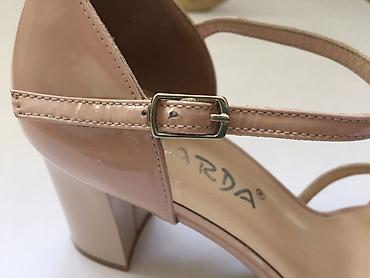 лабуьу: Босоножки, 37.5, 37, Alexander McQueen, Новый, цвет - Бежевый, Бесплатная доставка, Самовывоз — 4