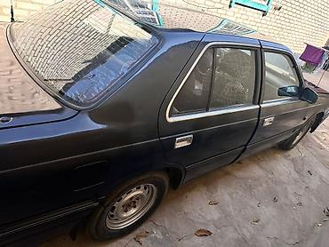 mazda 929: Mazda 929: 1987 г., 2 л, Механика, Бензин, Седан — 3